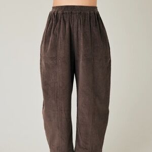Beyond Nine mabel pants in corduroy L XL